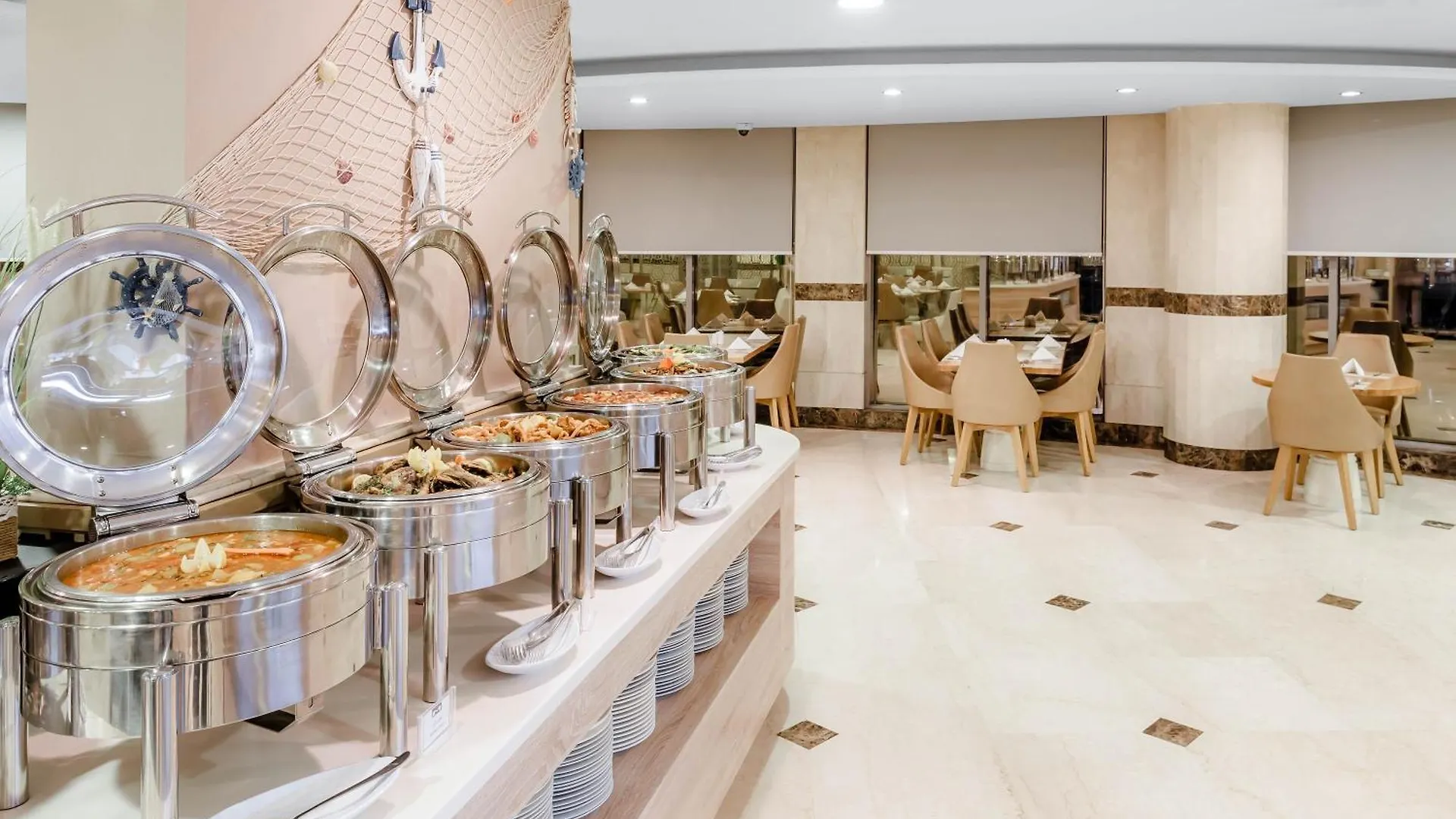 M Hotel Al Dana Makkah By Millennium Mekka 4*,